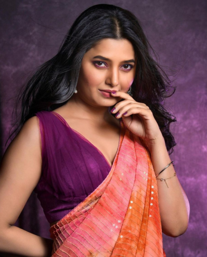 Hot and Sexy Prajakta Mali Dazzles in Dark Purple Party Wear Georgette Saree by Yes!poho